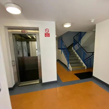 City Campus - Self Catering Aparthotel *
