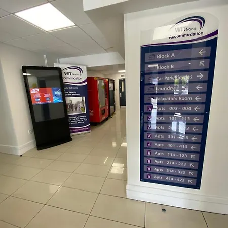 City Campus - Self Catering Aparthotel